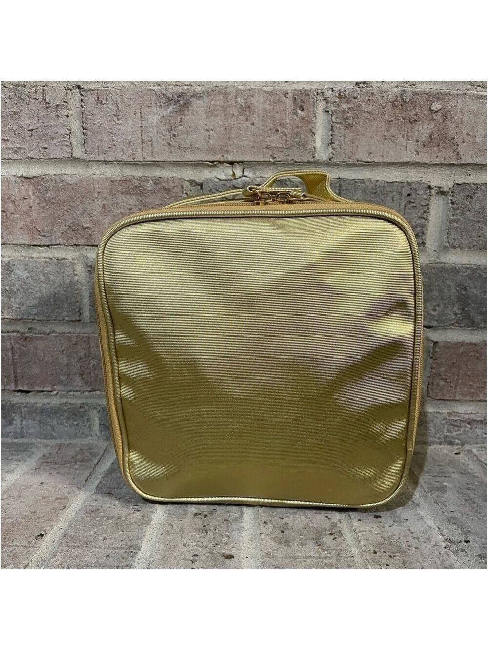 Cosmetic bag